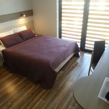 Goscinne Steyera 30 Ozonowane 홈스테이